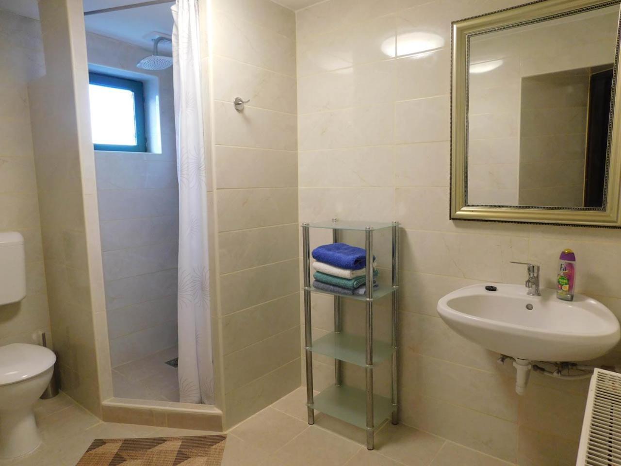 Joe Bácsi Rezidenciája Apartman Kisharsány Szoba fotó